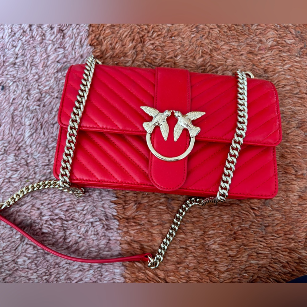 Pinko classic love quilted red purse